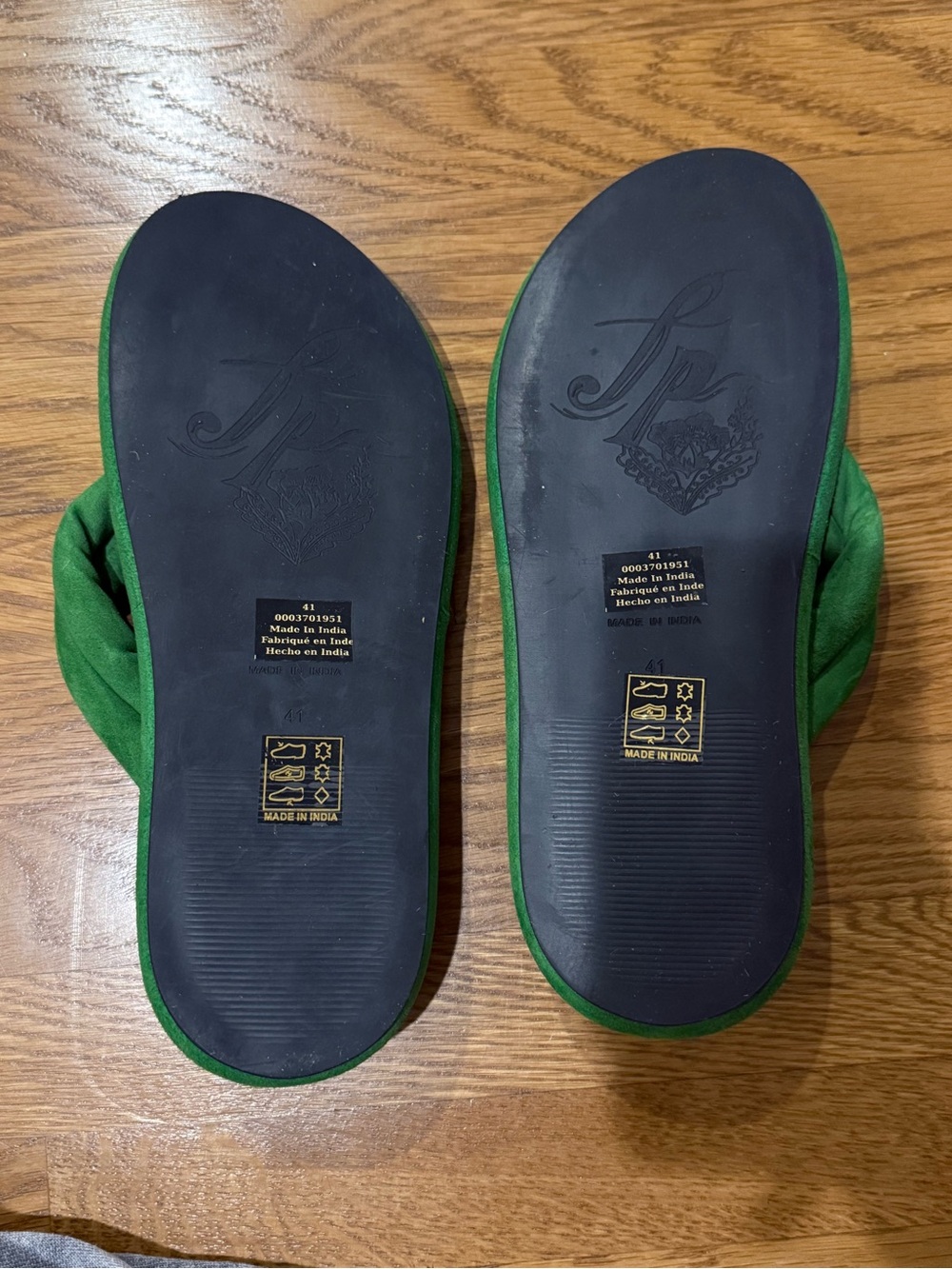 Free People Green Suede Padded V-strap Sandals - Picture 3 of 3